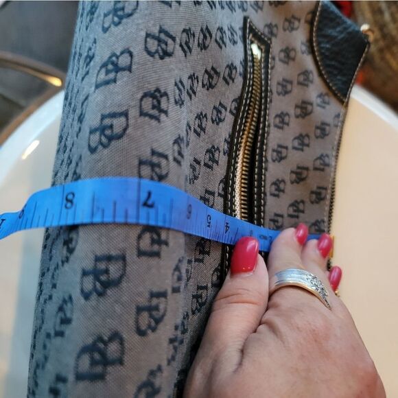 Dooney & Bourke Bag - Picture 4 of 5